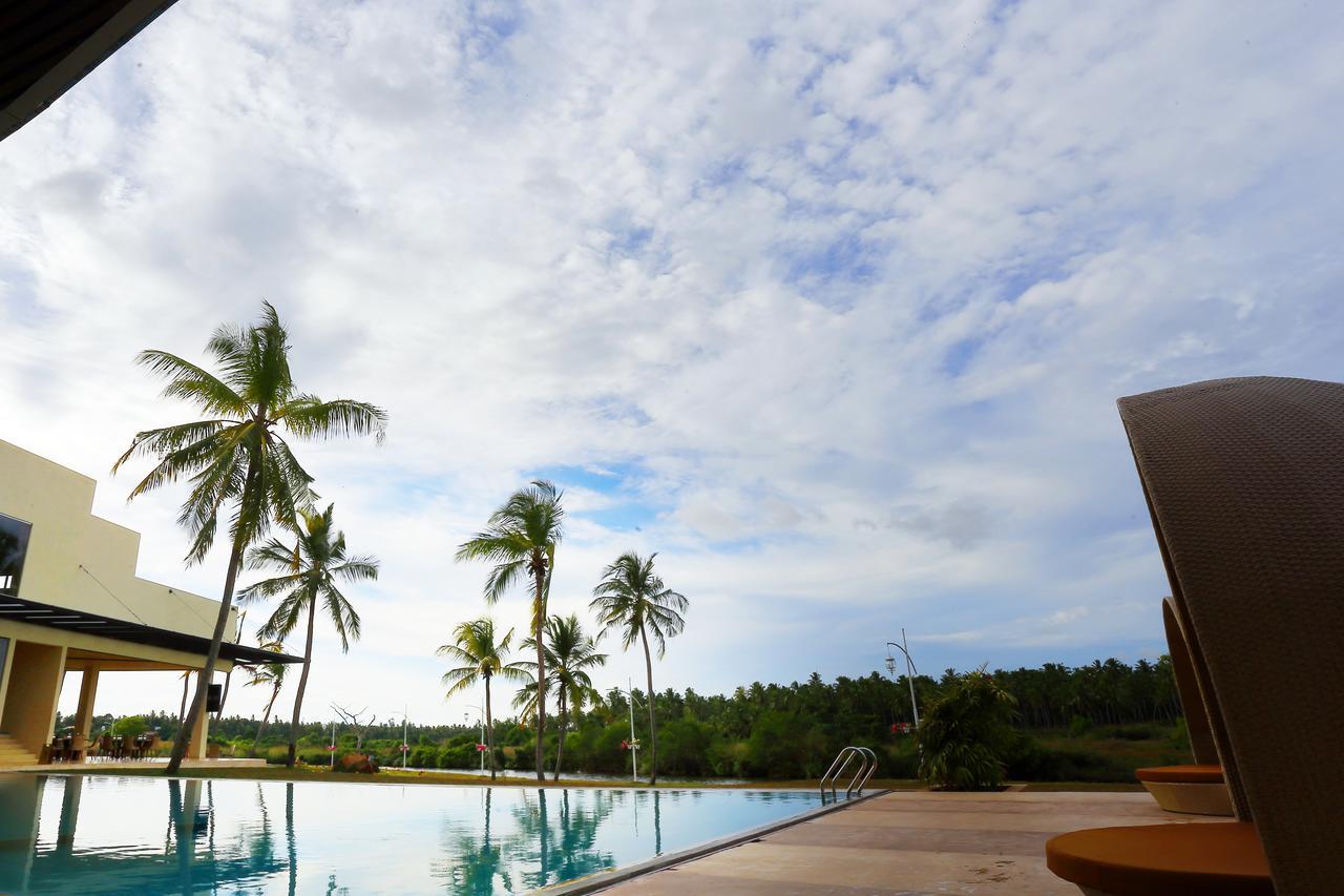 Avenra Gangaara Hotel Wennappuwa Esterno foto